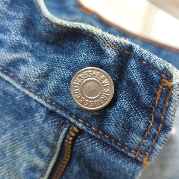 Levi's Y2K Vintage 550 Dark Wash Relaxed Fit Tapered Leg Denim Jeans 40 x 32 - Picture 10 of 15